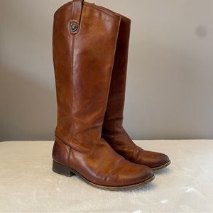 Frye Melissa Button 2 Tall Boot Round Toe 77167 in Cognac Size: 8